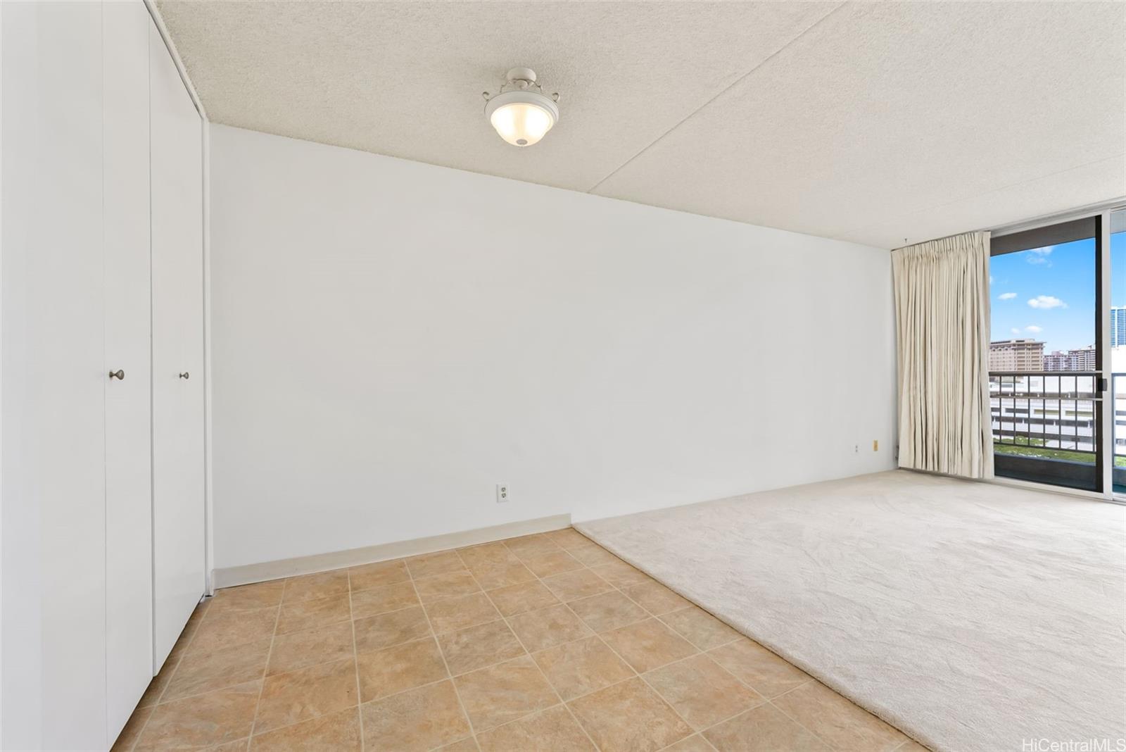 Villa On Eaton Square condo # 1208, Honolulu, Hawaii - photo 9 of 25