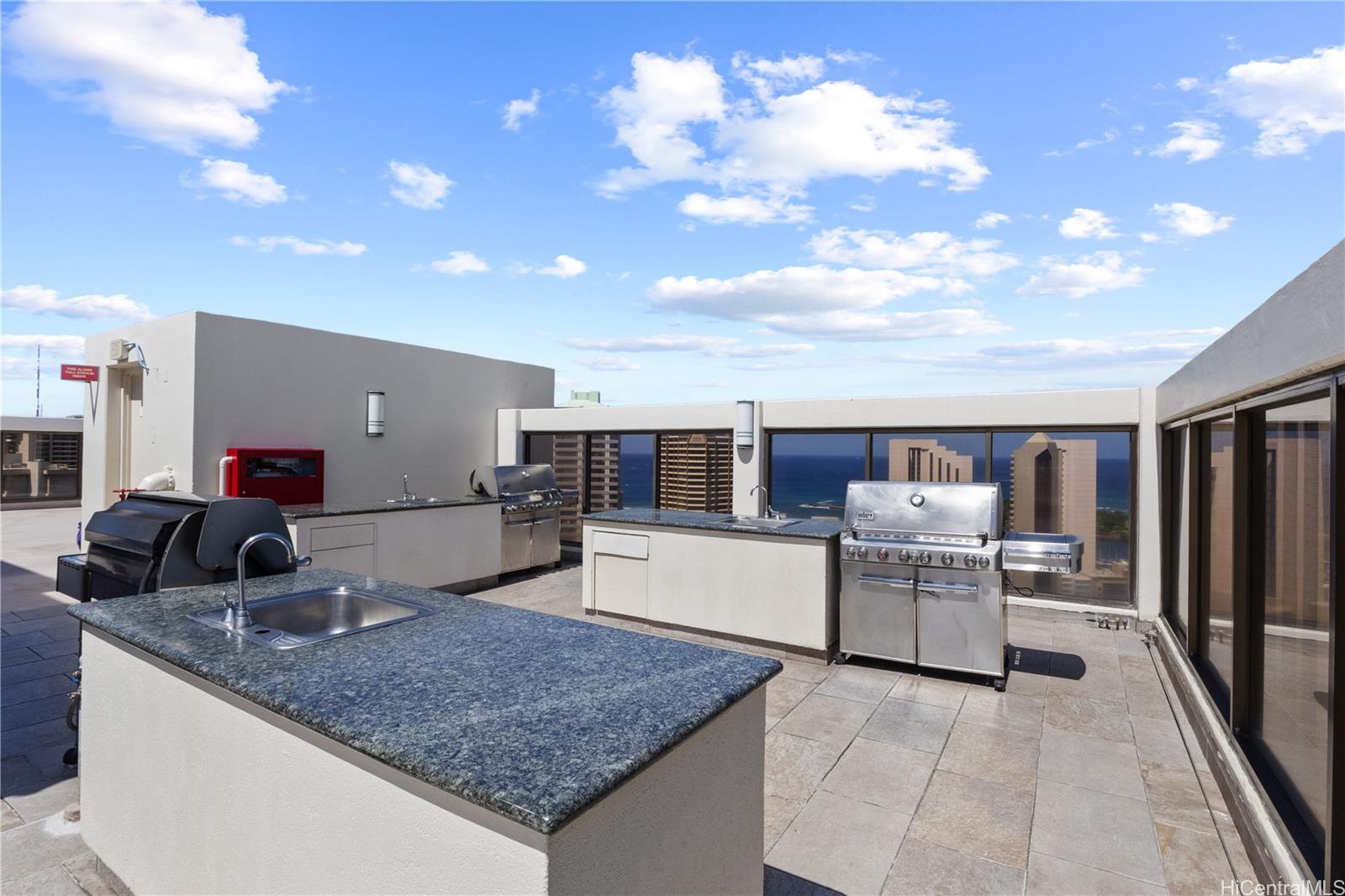 Villa On Eaton Square condo # 1215, Honolulu, Hawaii - photo 13 of 21