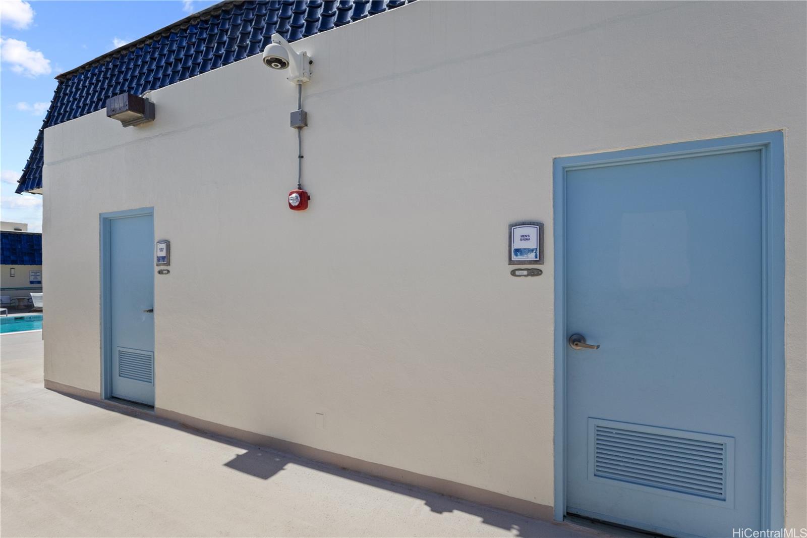 Villa On Eaton Square condo # 1215, Honolulu, Hawaii - photo 14 of 21