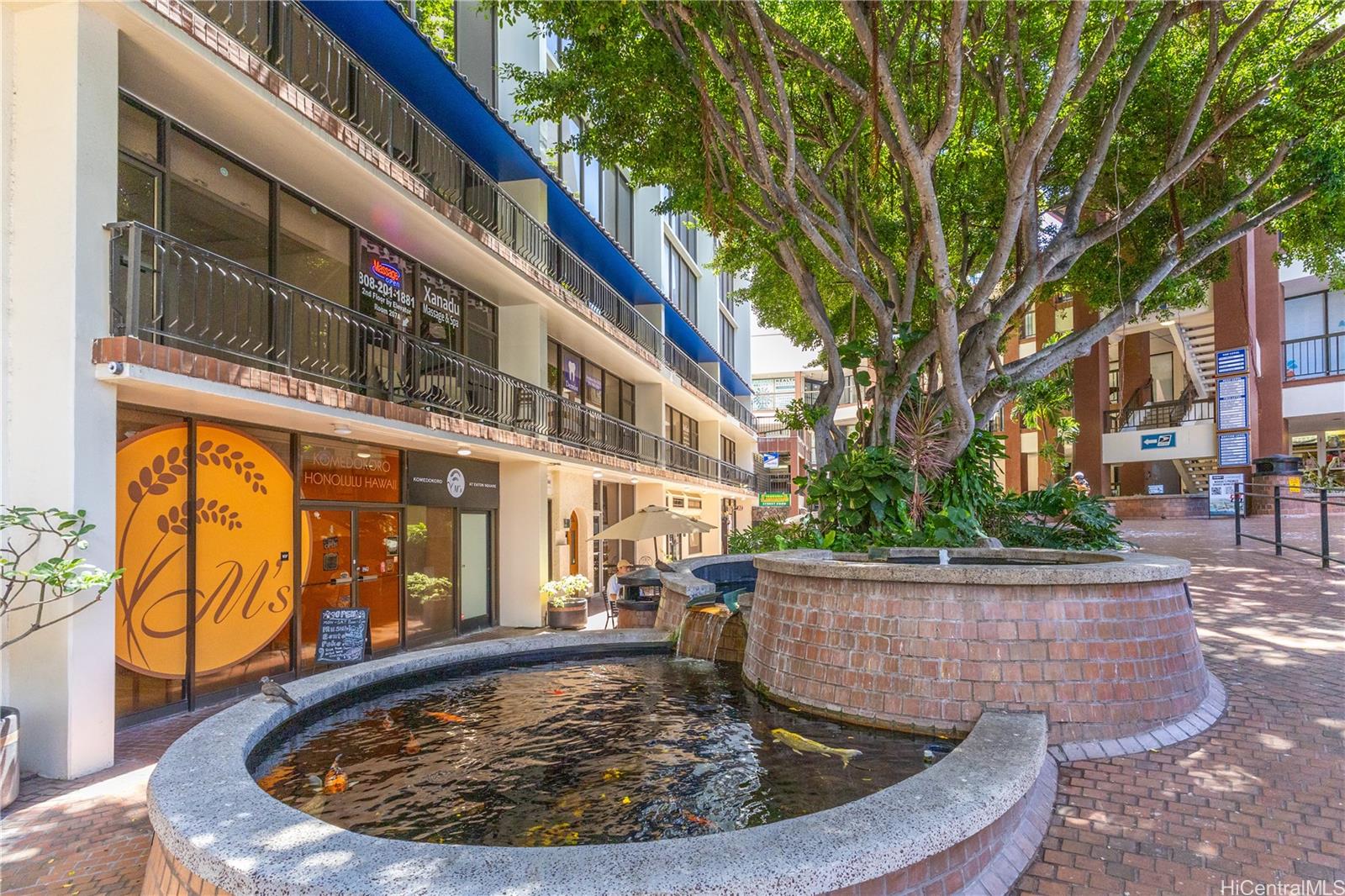 Villa On Eaton Square condo # 1215, Honolulu, Hawaii - photo 18 of 21