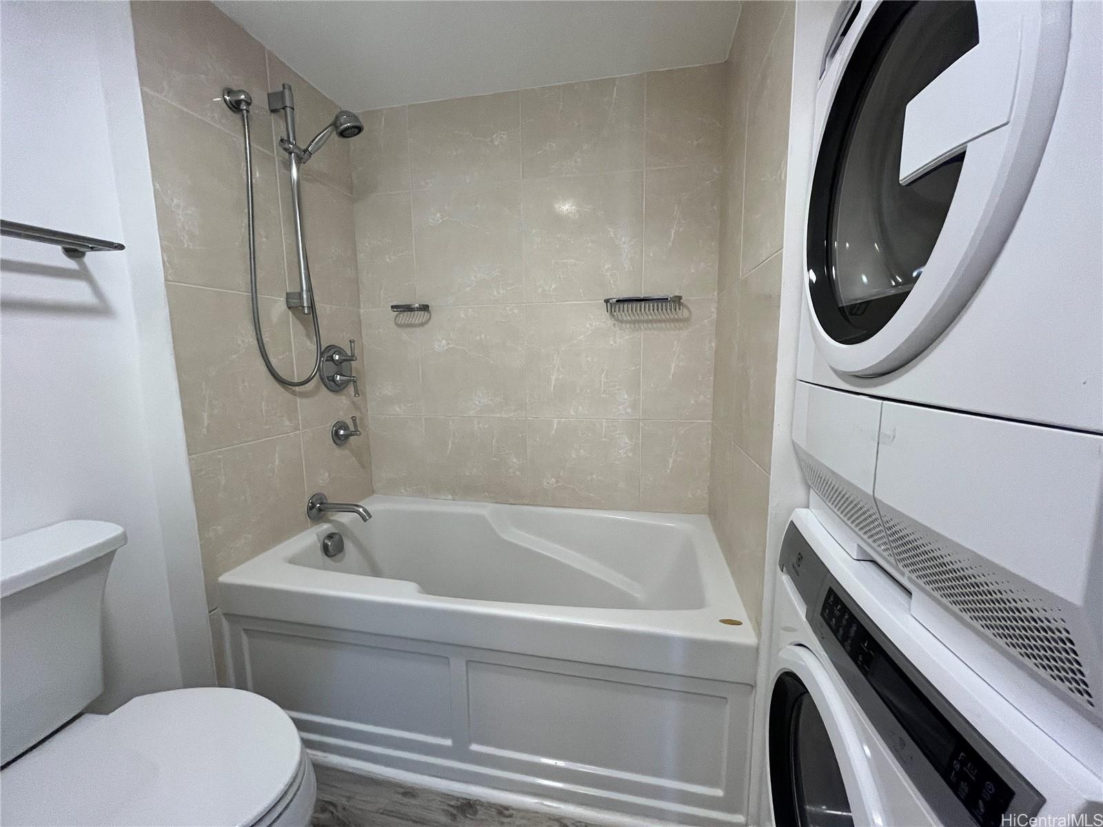 Villa On Eaton Square condo # 1215, Honolulu, Hawaii - photo 8 of 21