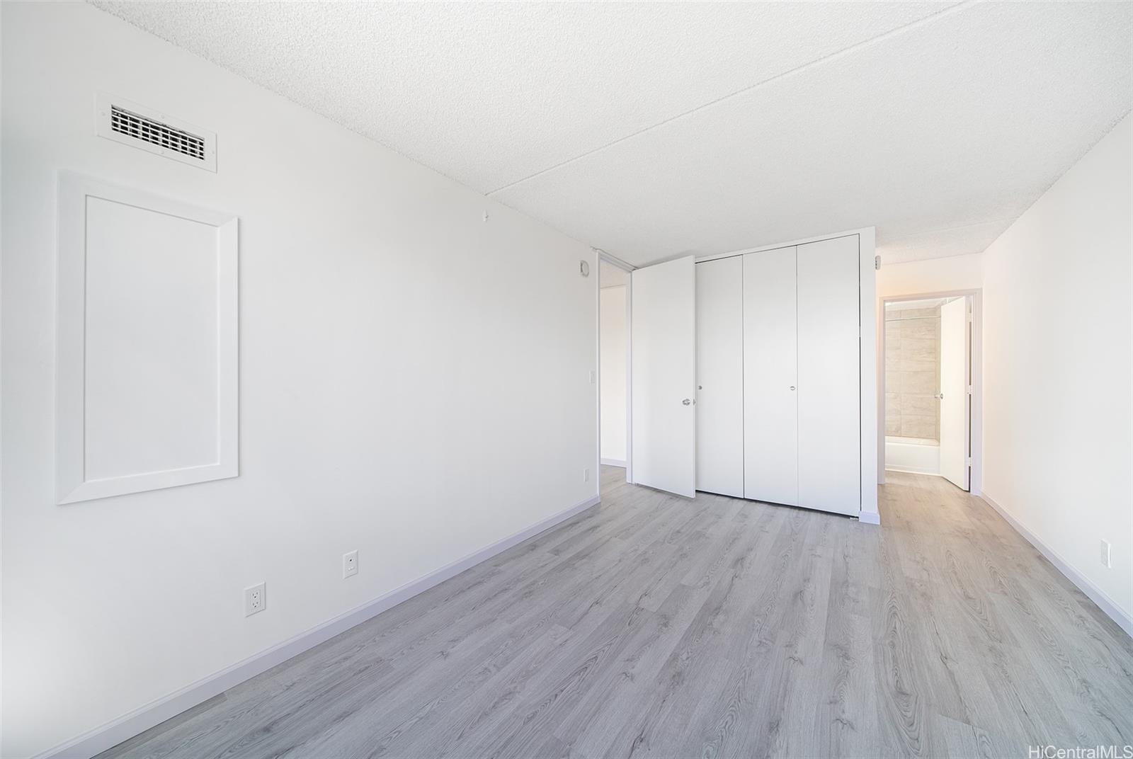 400 Hobron Ln Honolulu - Rental - photo 11 of 21