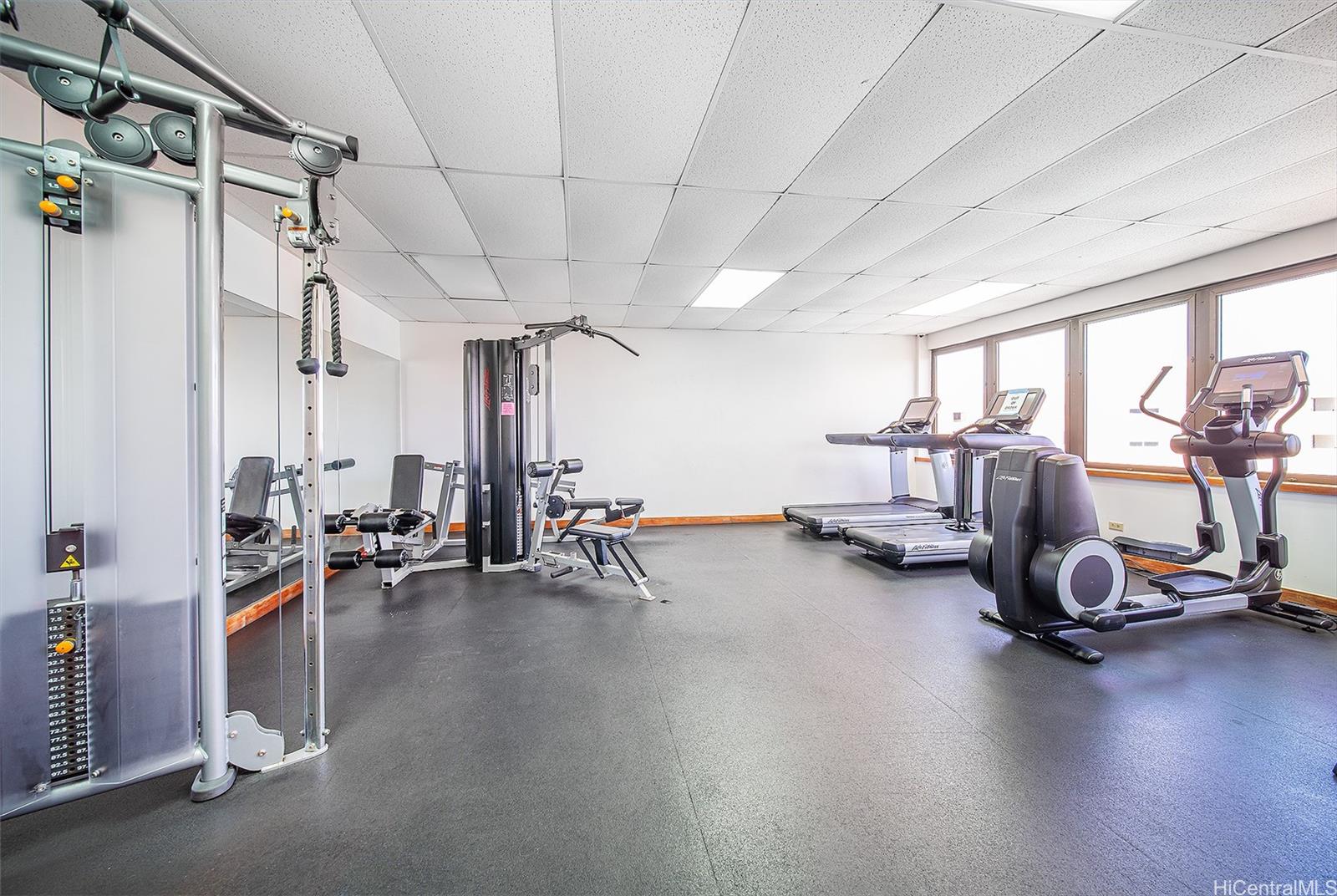 400 Hobron Ln Honolulu - Rental - photo 20 of 21