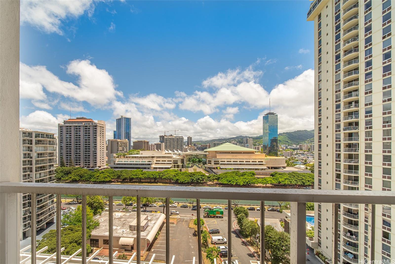 400 Hobron Ln Honolulu - Rental - photo 6 of 21