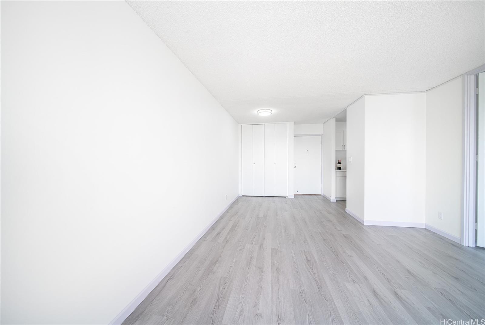 400 Hobron Ln Honolulu - Rental - photo 7 of 21