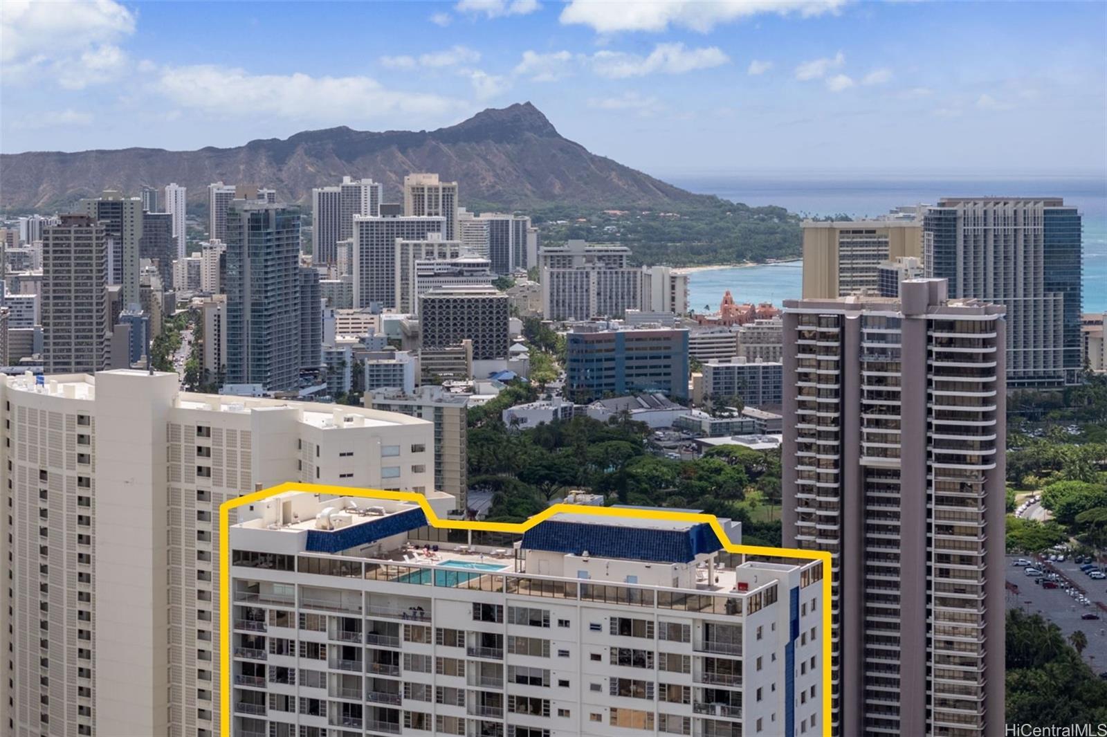 Villa On Eaton Square condo # 1803, Honolulu, Hawaii - photo 2 of 25