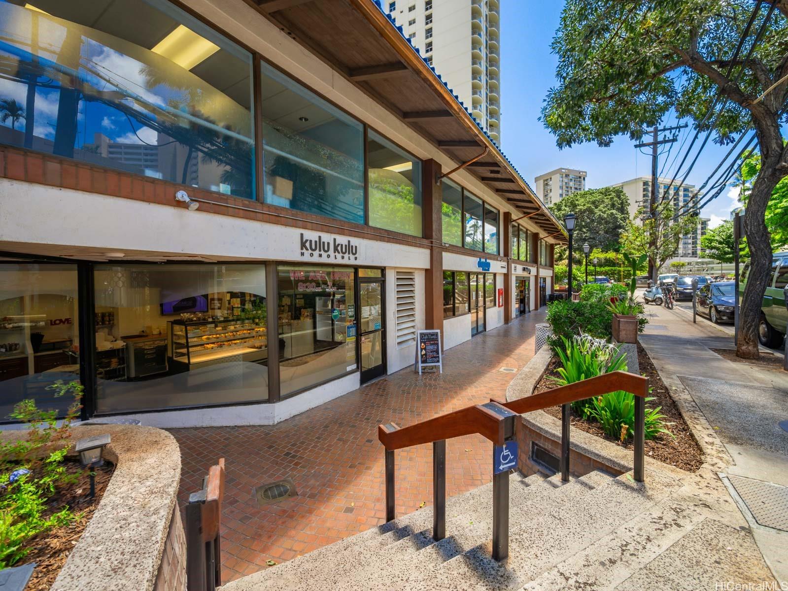 Villa On Eaton Square condo # 1803, Honolulu, Hawaii - photo 19 of 25