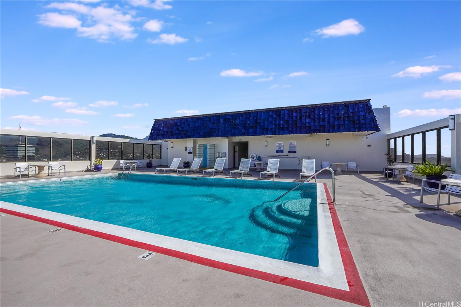 Villa On Eaton Square condo # 1815, Honolulu, Hawaii - photo 9 of 9