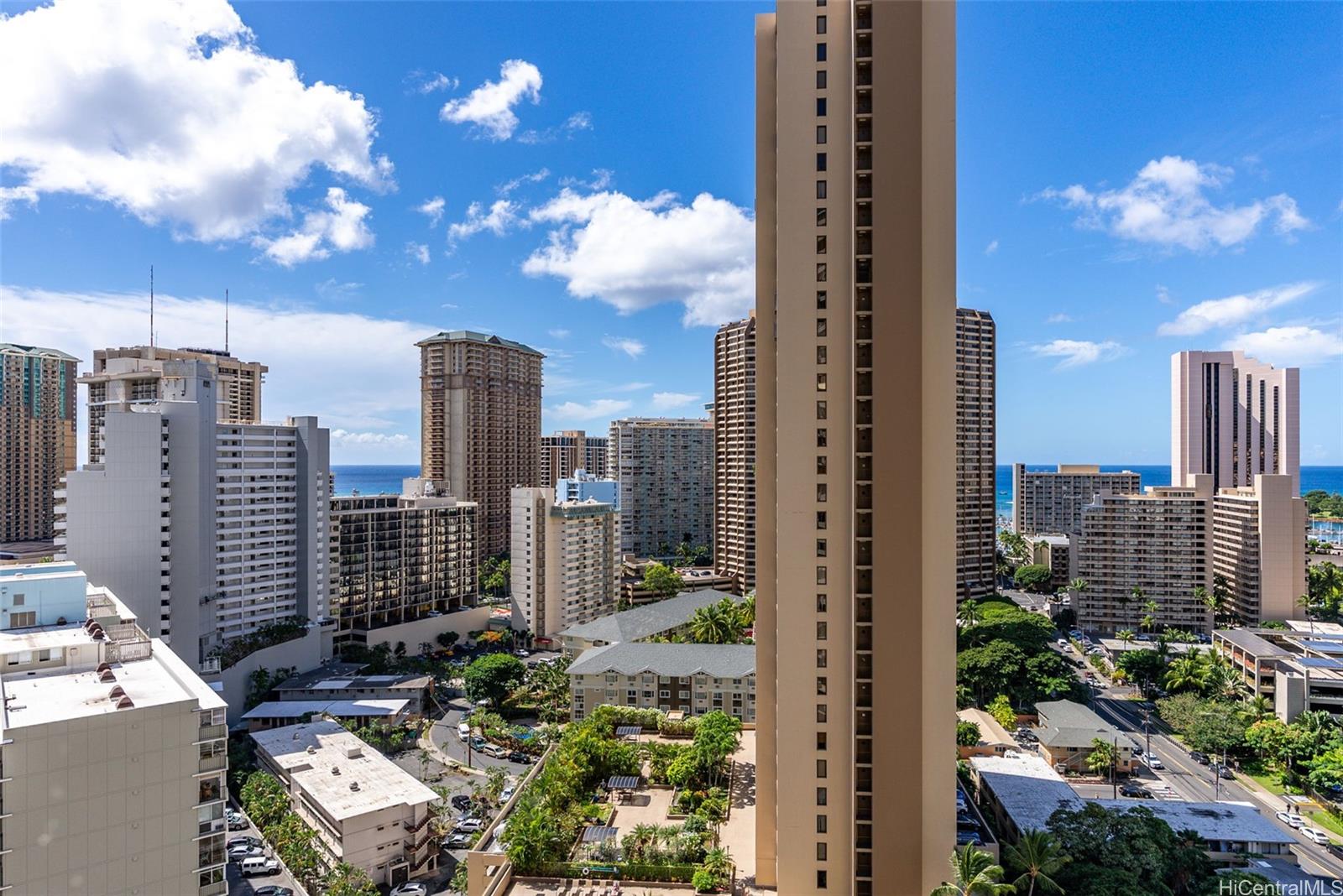 Villa On Eaton Square condo # 2211, Honolulu, Hawaii - photo 6 of 24