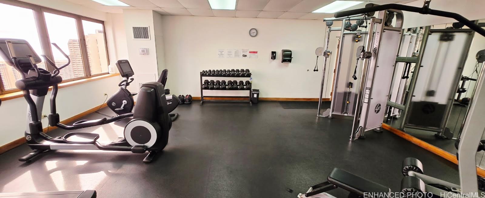 400 Hobron Lane Honolulu - Rental - photo 23 of 25