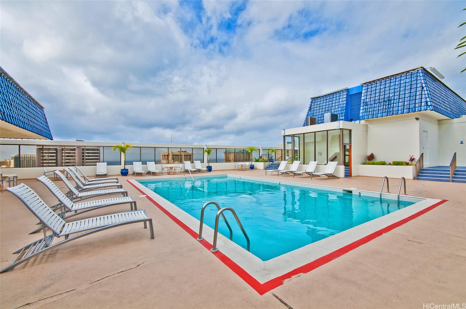 Villa On Eaton Square condo # 2614, Honolulu, Hawaii - photo 10 of 17