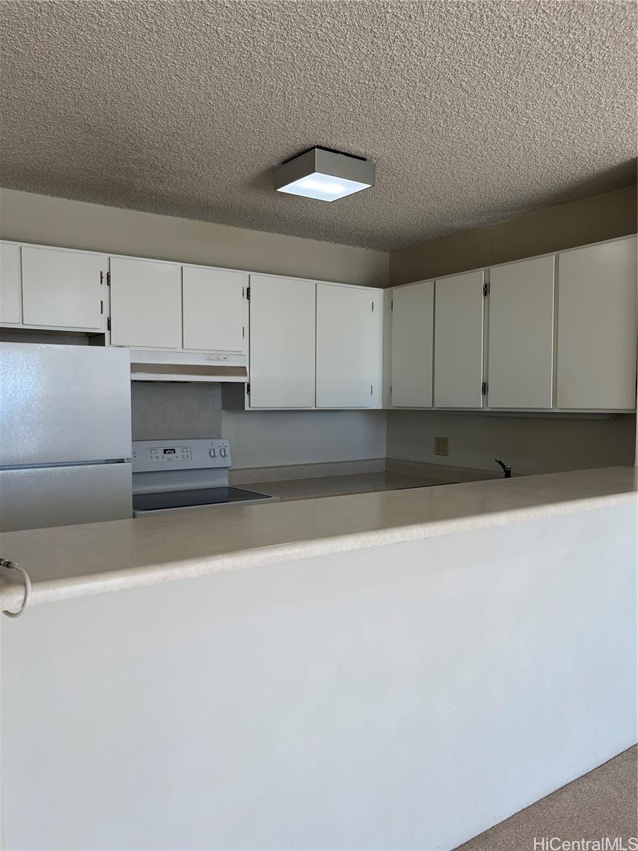 Villa On Eaton Square condo # 2815, Honolulu, Hawaii - photo 17 of 25