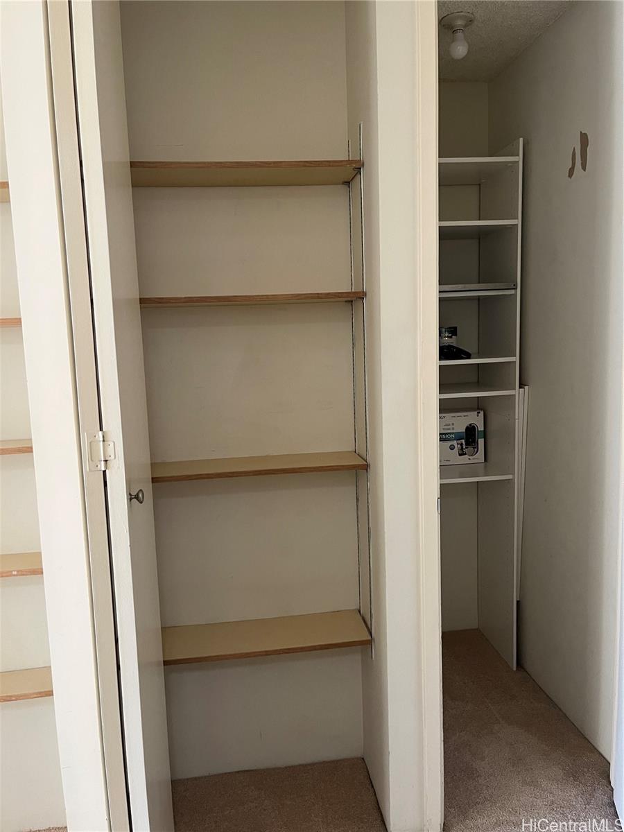 Villa On Eaton Square condo # 2815, Honolulu, Hawaii - photo 20 of 25