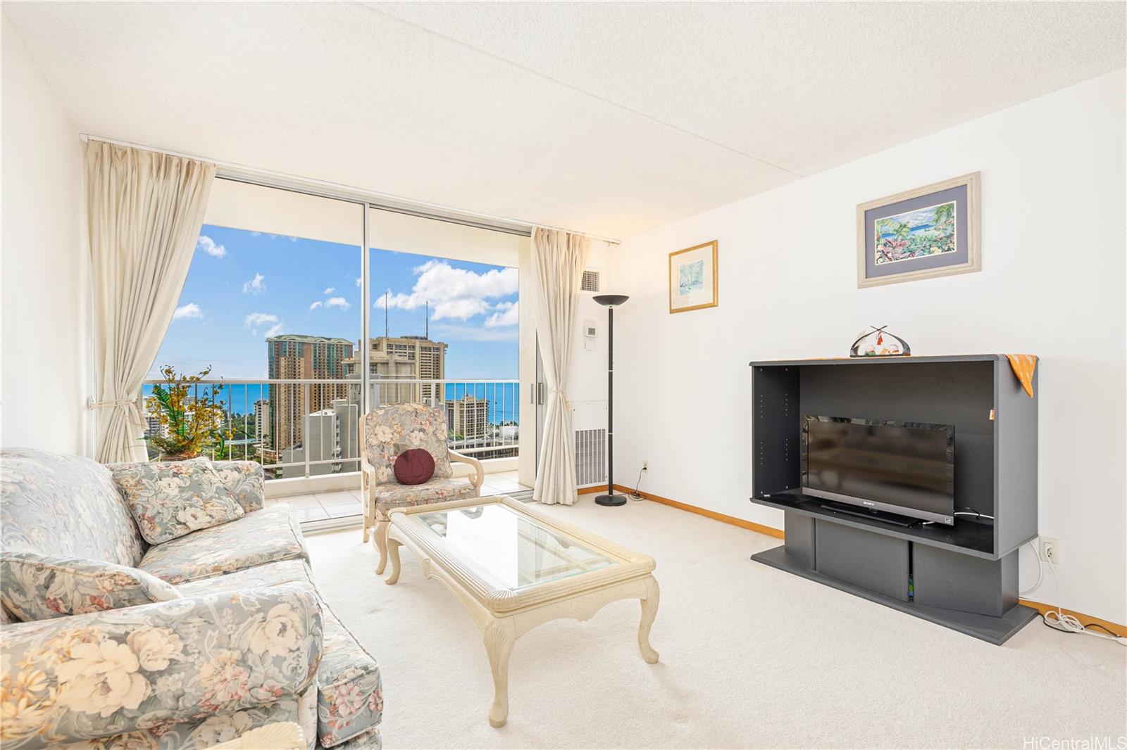 Villa On Eaton Square condo # 3003, Honolulu, Hawaii - photo 10 of 25