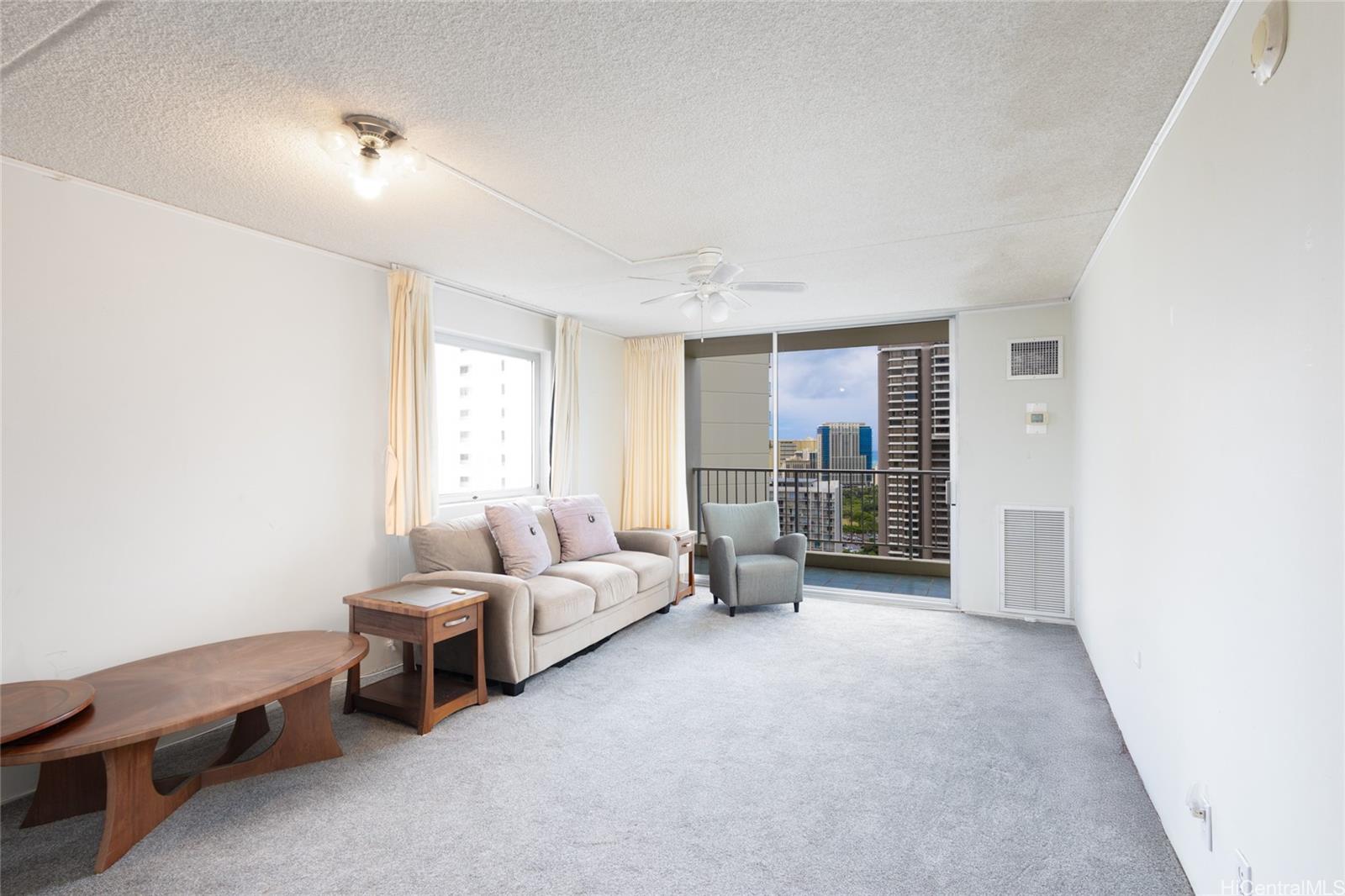 Villa On Eaton Square condo # 3015, Honolulu, Hawaii - photo 2 of 16