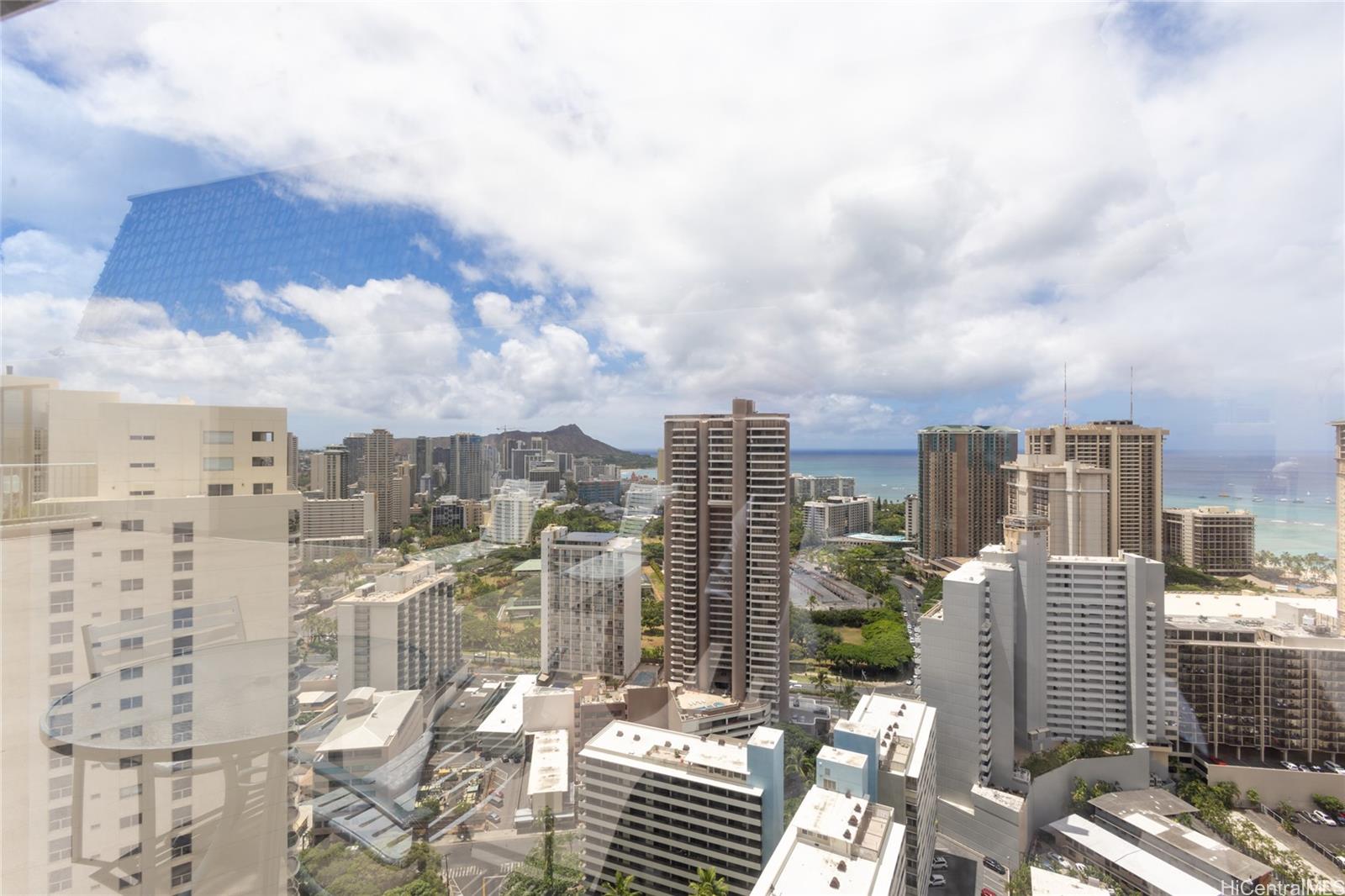 Villa On Eaton Square condo # 3015, Honolulu, Hawaii - photo 13 of 16