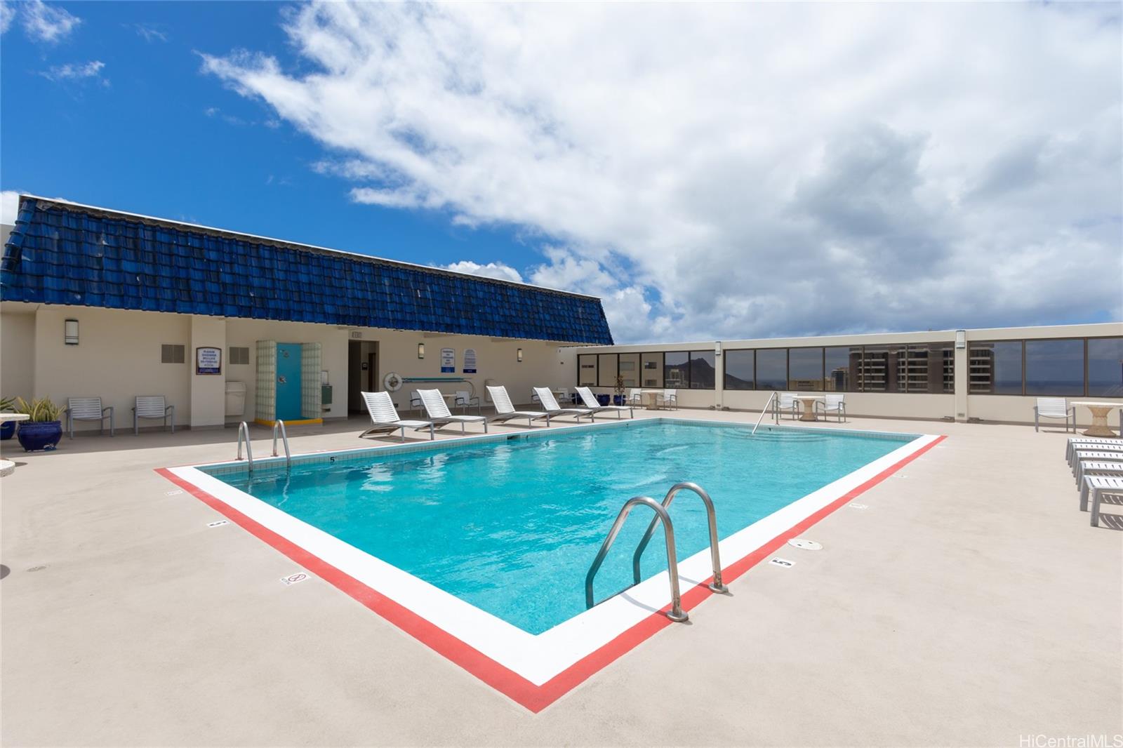 Villa On Eaton Square condo # 3015, Honolulu, Hawaii - photo 10 of 16