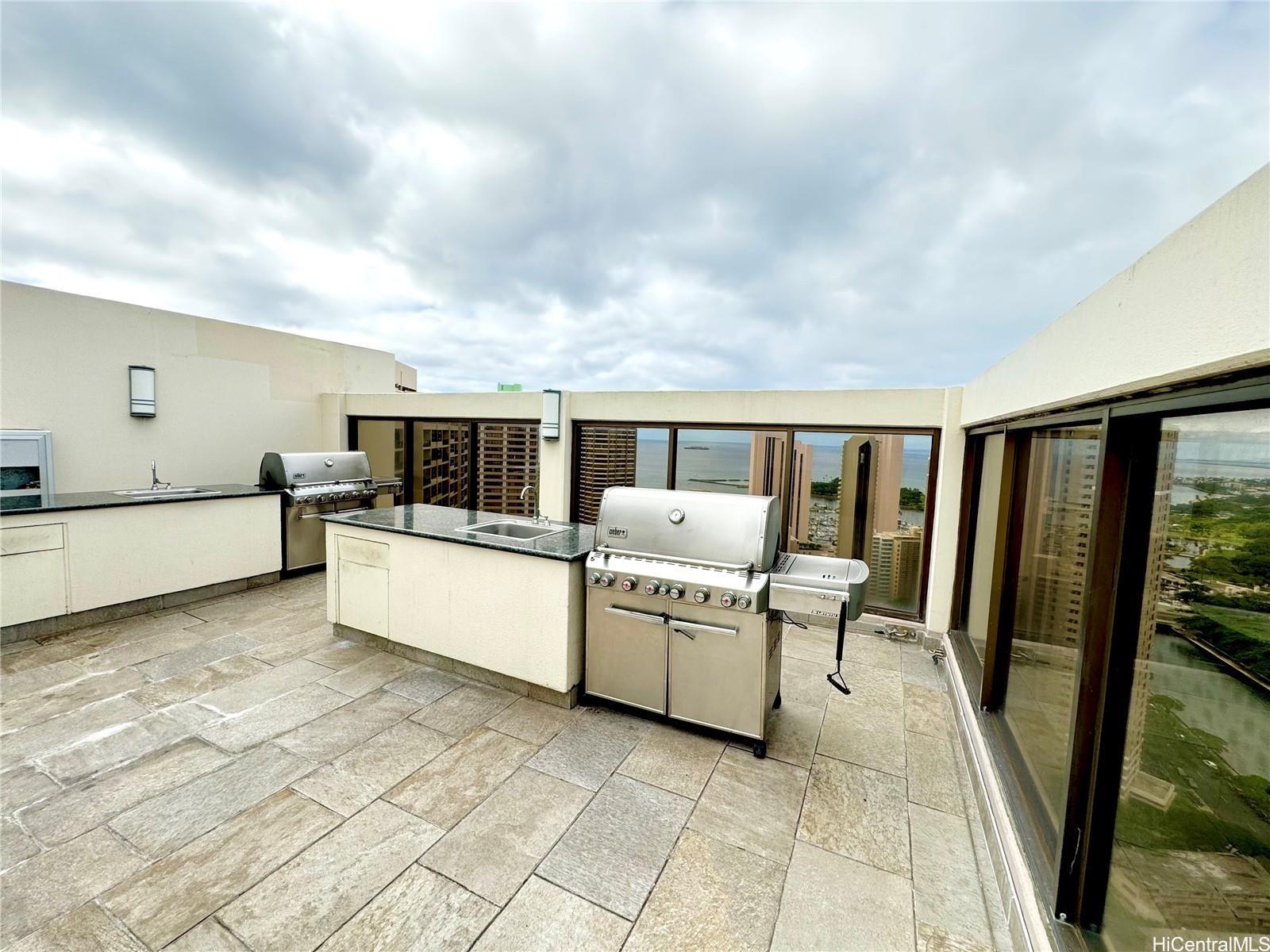 Villa on Eaton Square condo # 3214, Honolulu, Hawaii - photo 14 of 20