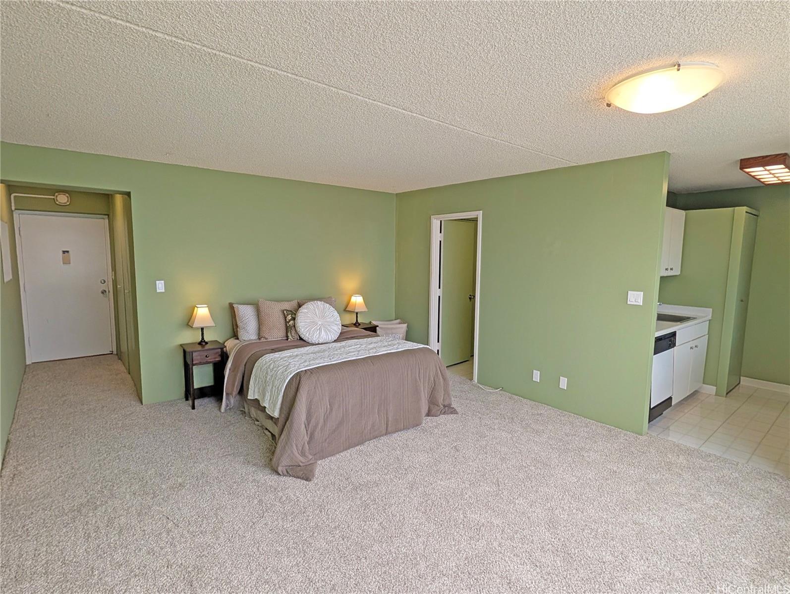 Villa On Eaton Square condo # 3306, Honolulu, Hawaii - photo 5 of 16