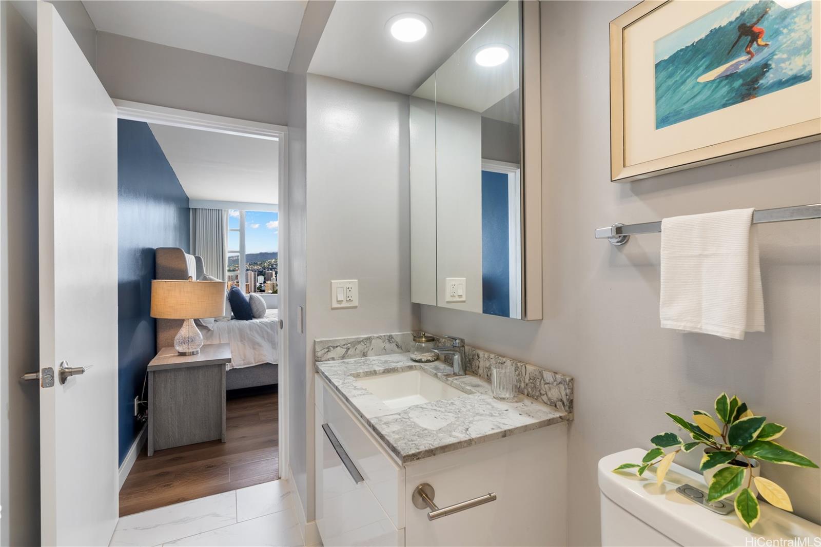 Villa On Eaton Square condo # 3314, Honolulu, Hawaii - photo 9 of 23