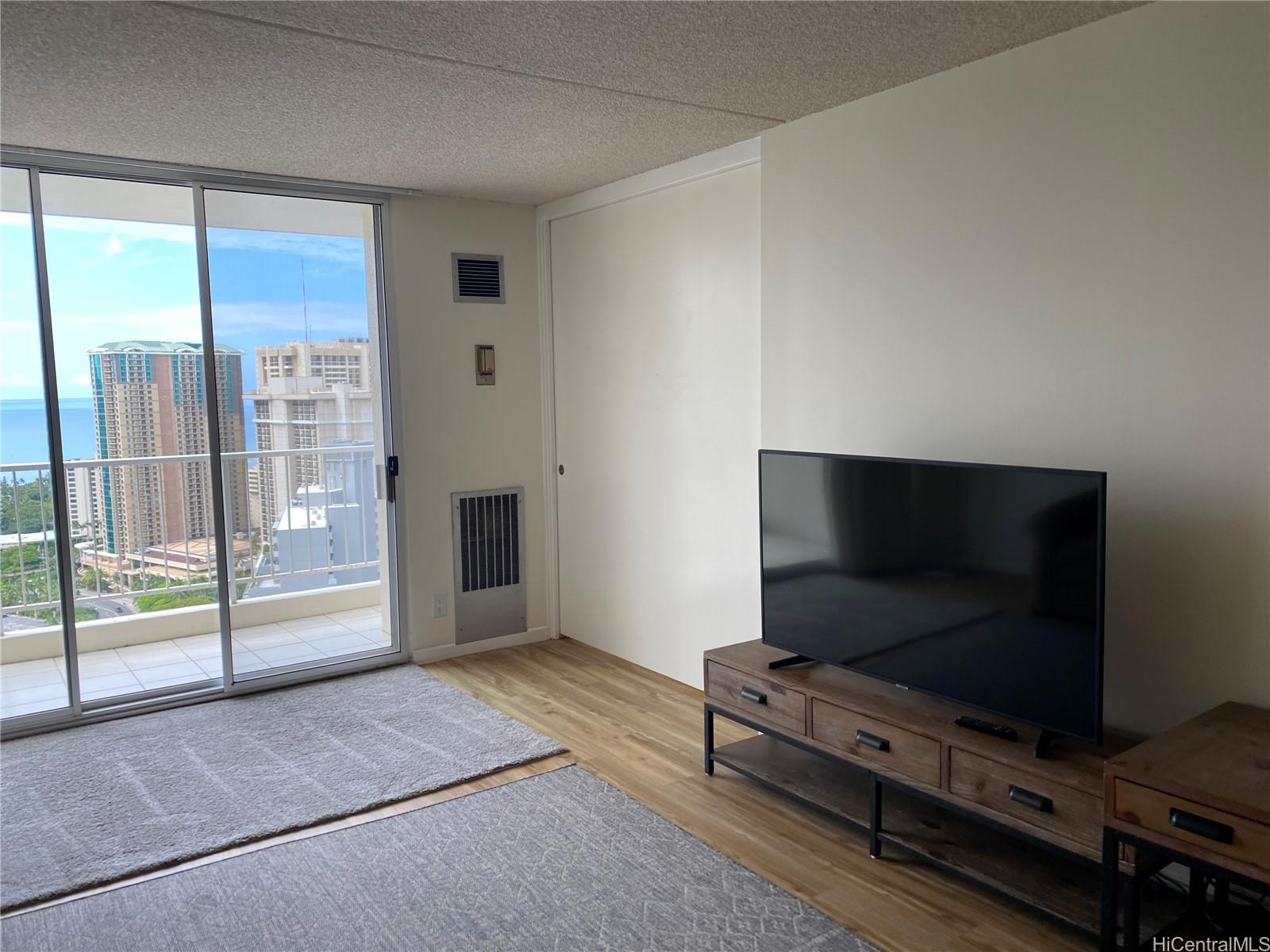 400 Hobron Ln Honolulu - Rental - photo 12 of 18