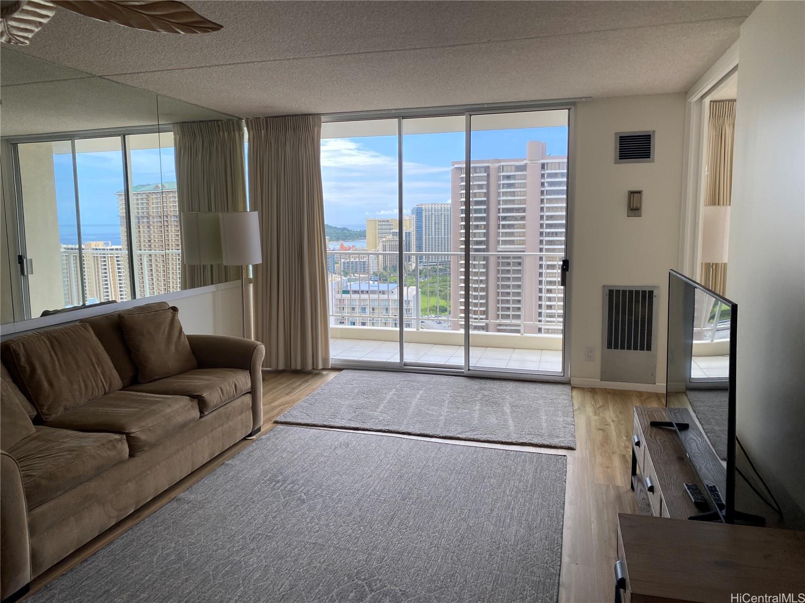 400 Hobron Ln Honolulu - Rental - photo 4 of 18