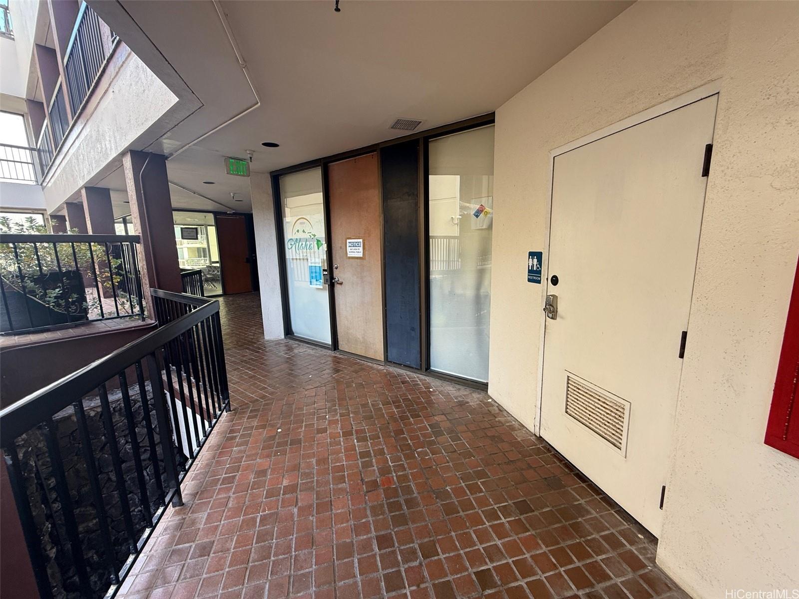 400 Hobron Lane Honolulu Oahu commercial real estate photo12 of 18