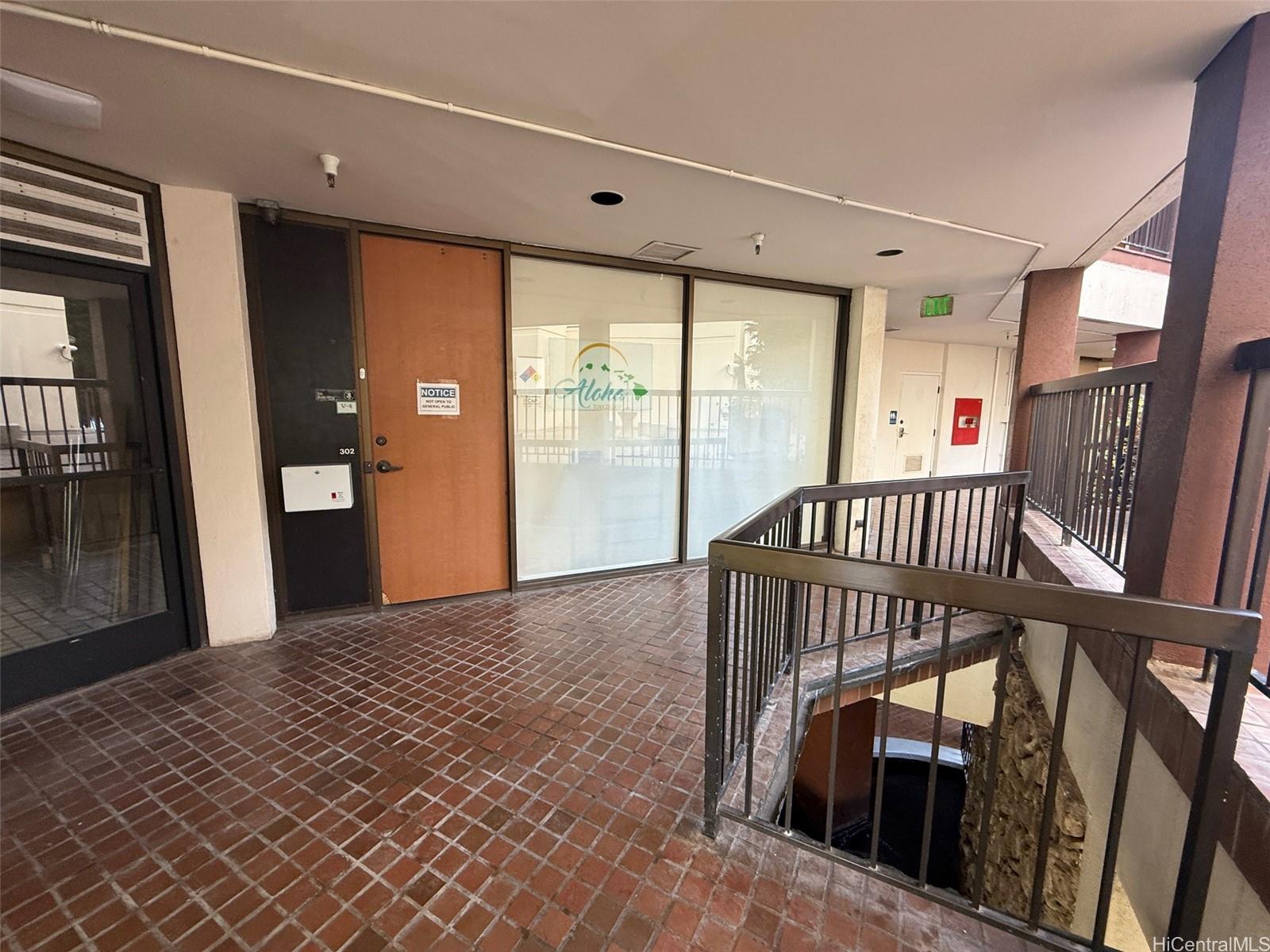 400 Hobron Lane Honolulu Oahu commercial real estate photo13 of 18