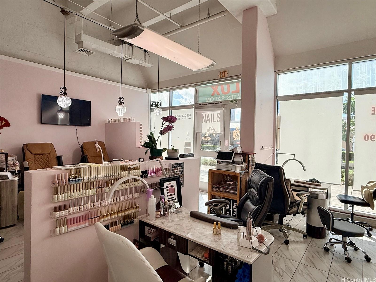 400 Keawe Sts Kakaako  - photo 11 of 16