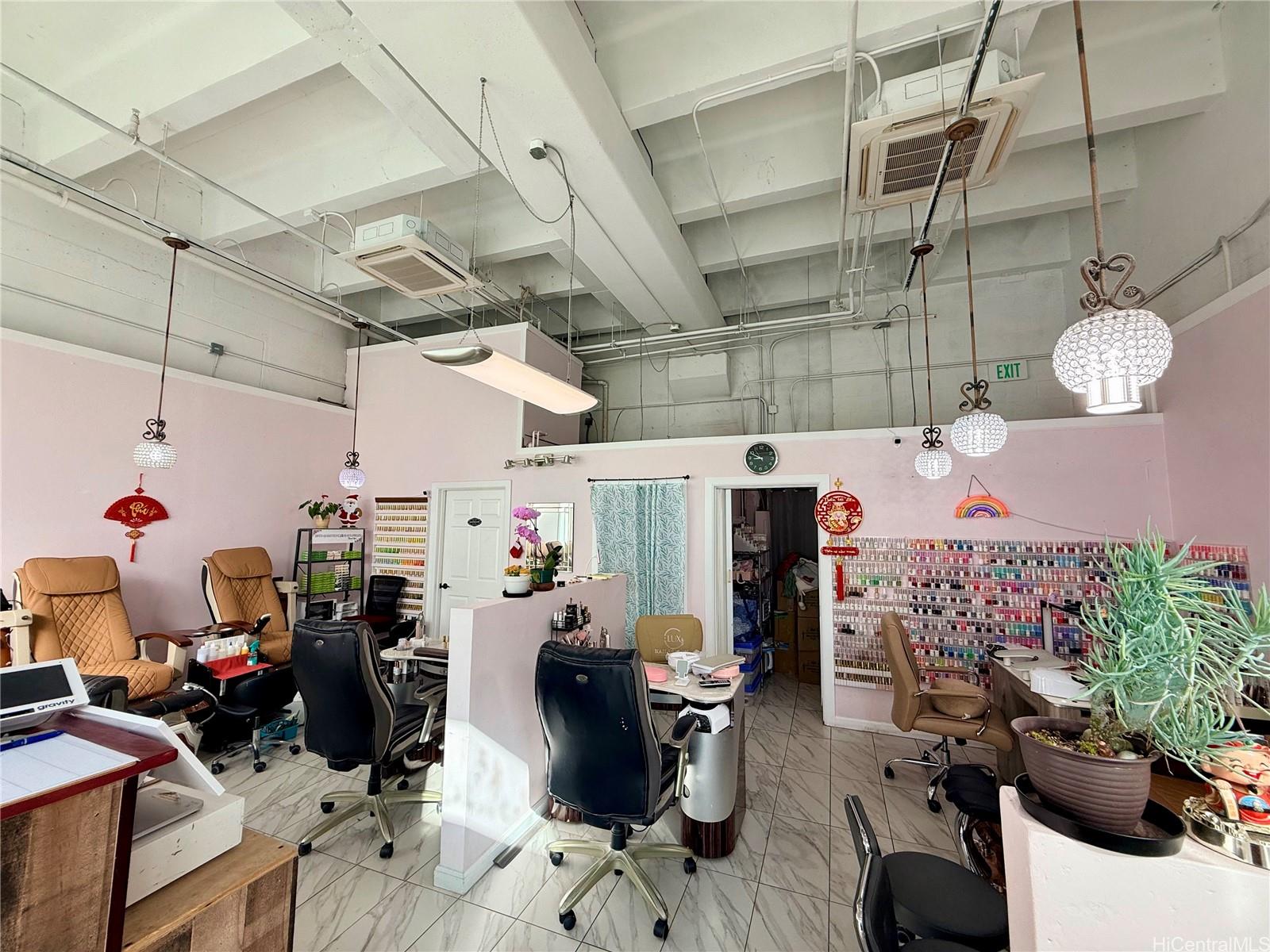 400 Keawe Sts Kakaako  - photo 12 of 16