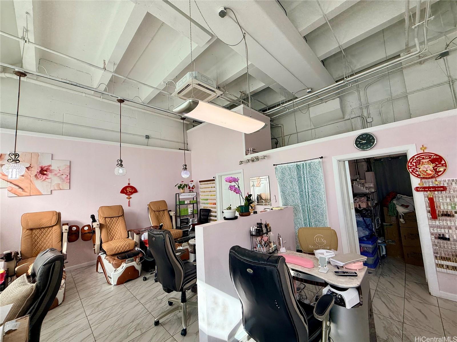 400 Keawe Sts Kakaako  - photo 14 of 16