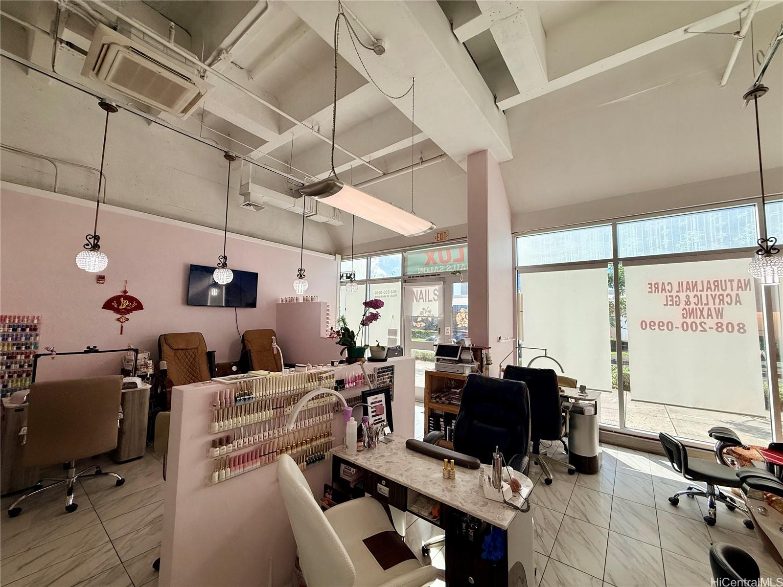 400 Keawe Sts Kakaako  - photo 9 of 16