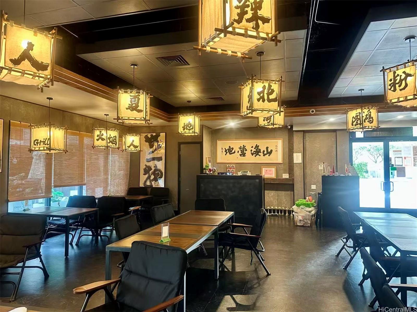 401 Kamakee St Kakaako  - photo 3 of 5