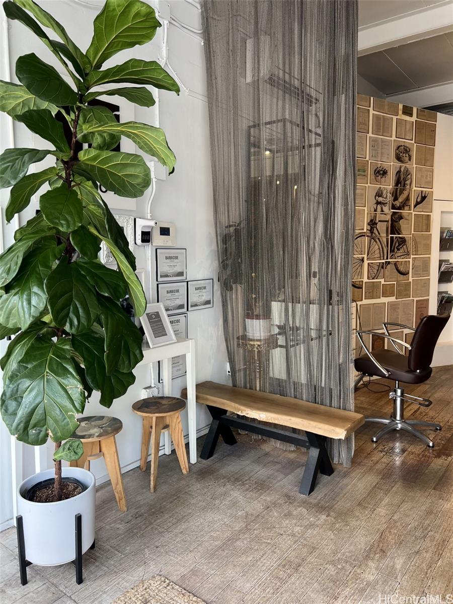 401 Kamakee Street Kakaako  - photo 8 of 15