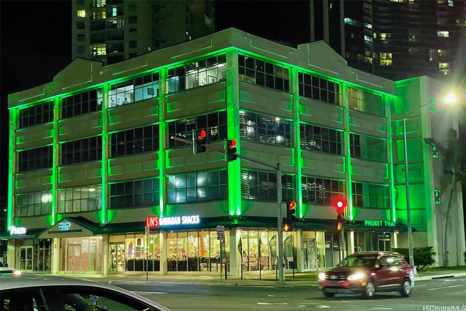 401 Kamakee St Honolulu Oahu commercial real estate photo13 of 25