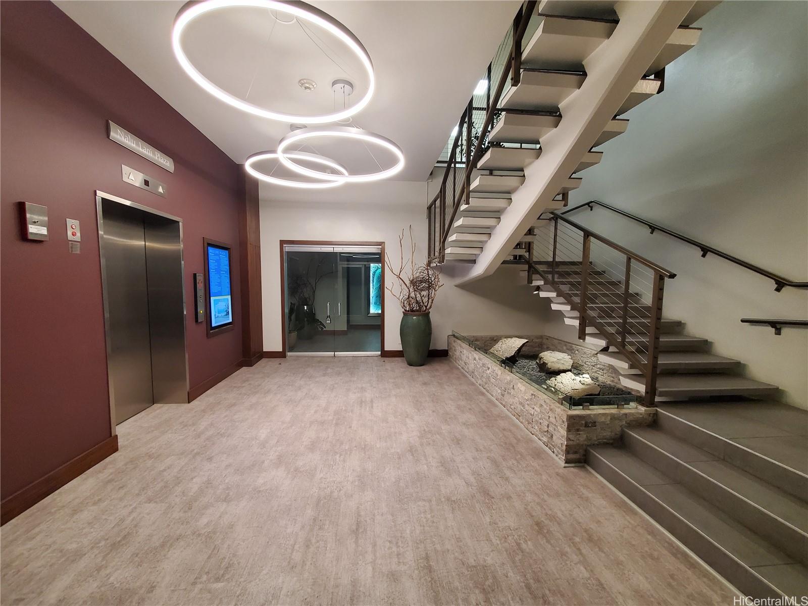 401 Kamakee St Honolulu Oahu commercial real estate photo3 of 25