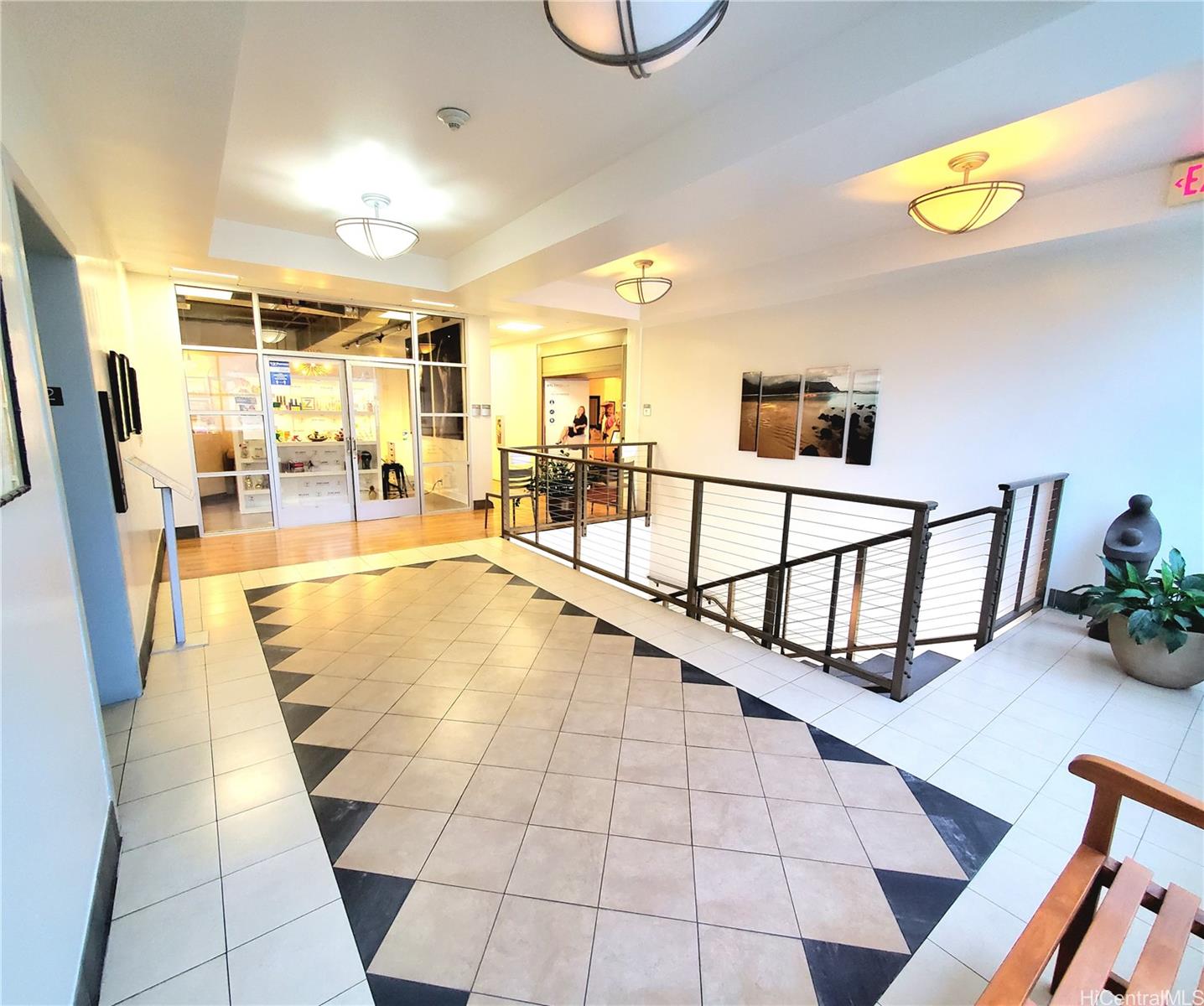 401 Kamakee St Honolulu Oahu commercial real estate photo5 of 25