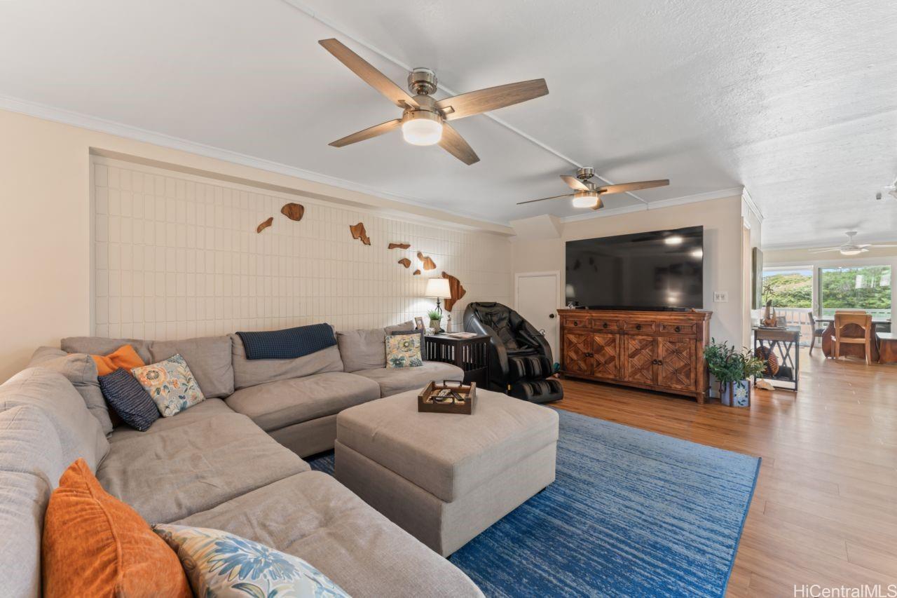 Kuapa Isle AOAO townhouse # 272, Honolulu, Hawaii - photo 5 of 24