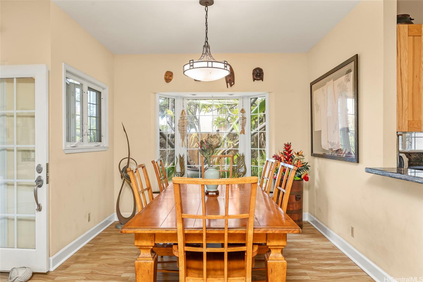 4026  Harding Ave Kaimuki, Diamond Head home - photo 5 of 25