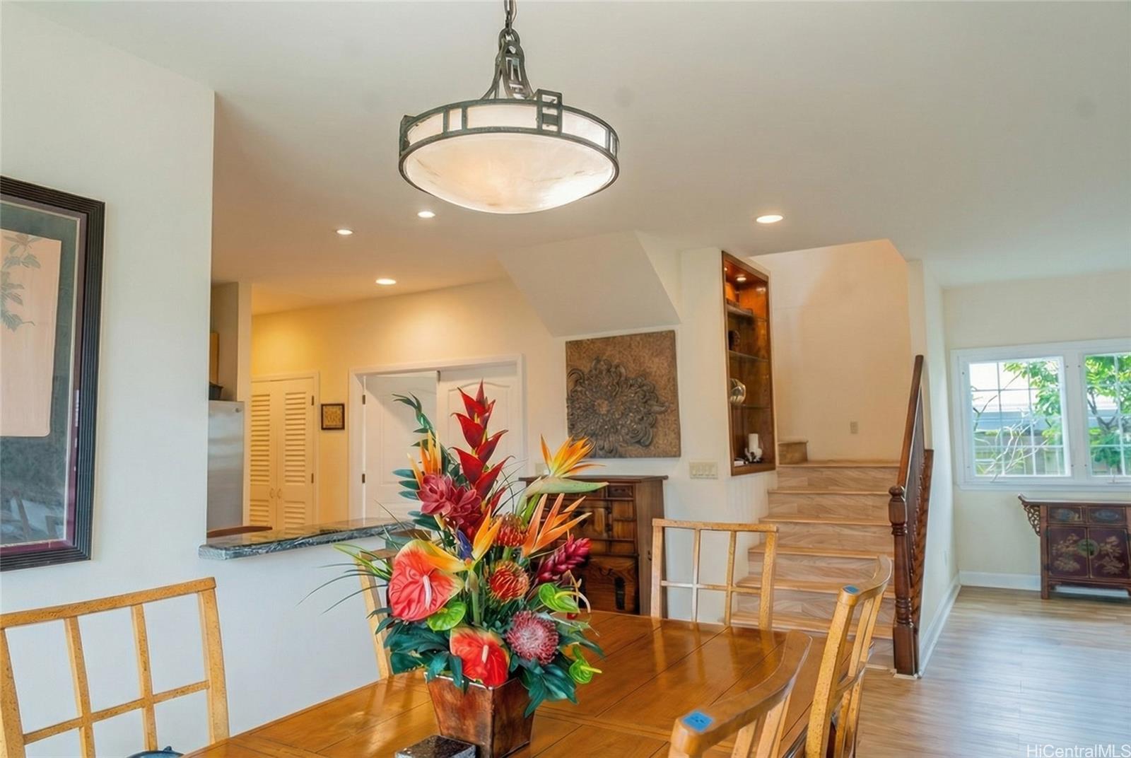 4026  Harding Ave Kaimuki, Diamond Head home - photo 15 of 18