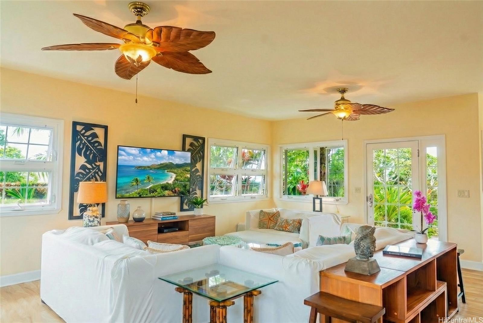 4026  Harding Ave Kaimuki, Diamond Head home - photo 6 of 18