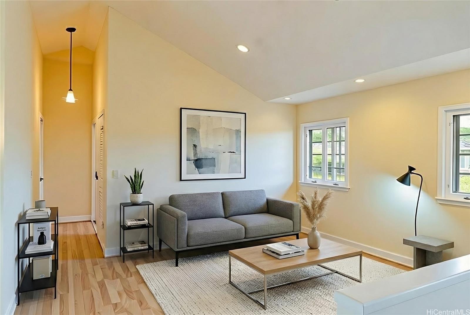 4026  Harding Ave Kaimuki, Diamond Head home - photo 9 of 18