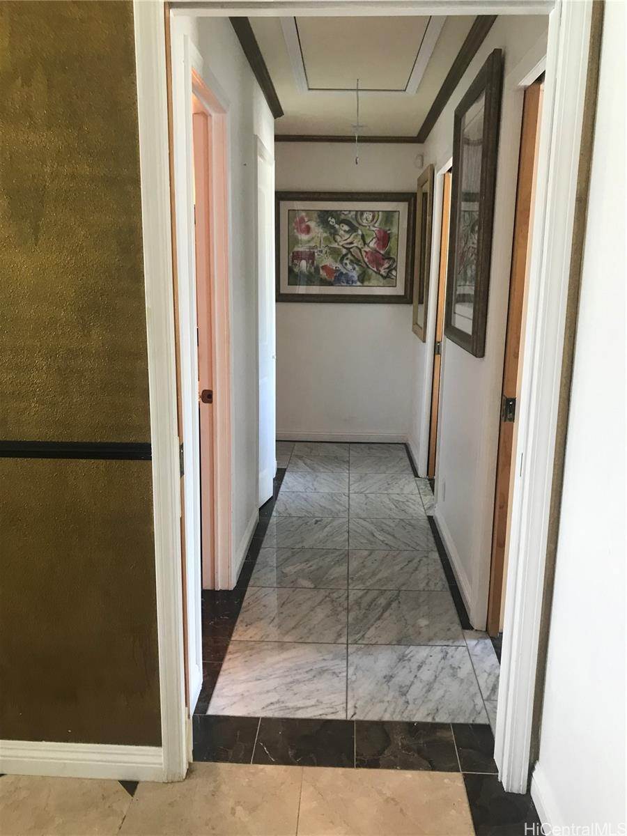 403 Koko Isle Cir Honolulu - Rental - photo 16 of 18