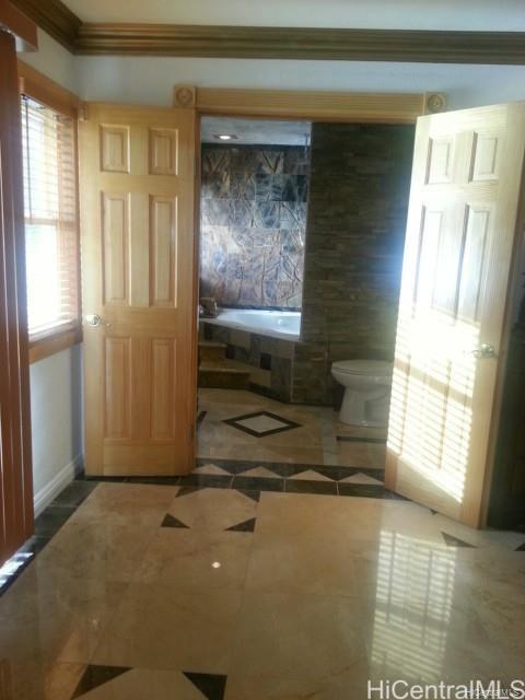 403 Koko Isle Cir Honolulu - Rental - photo 10 of 18