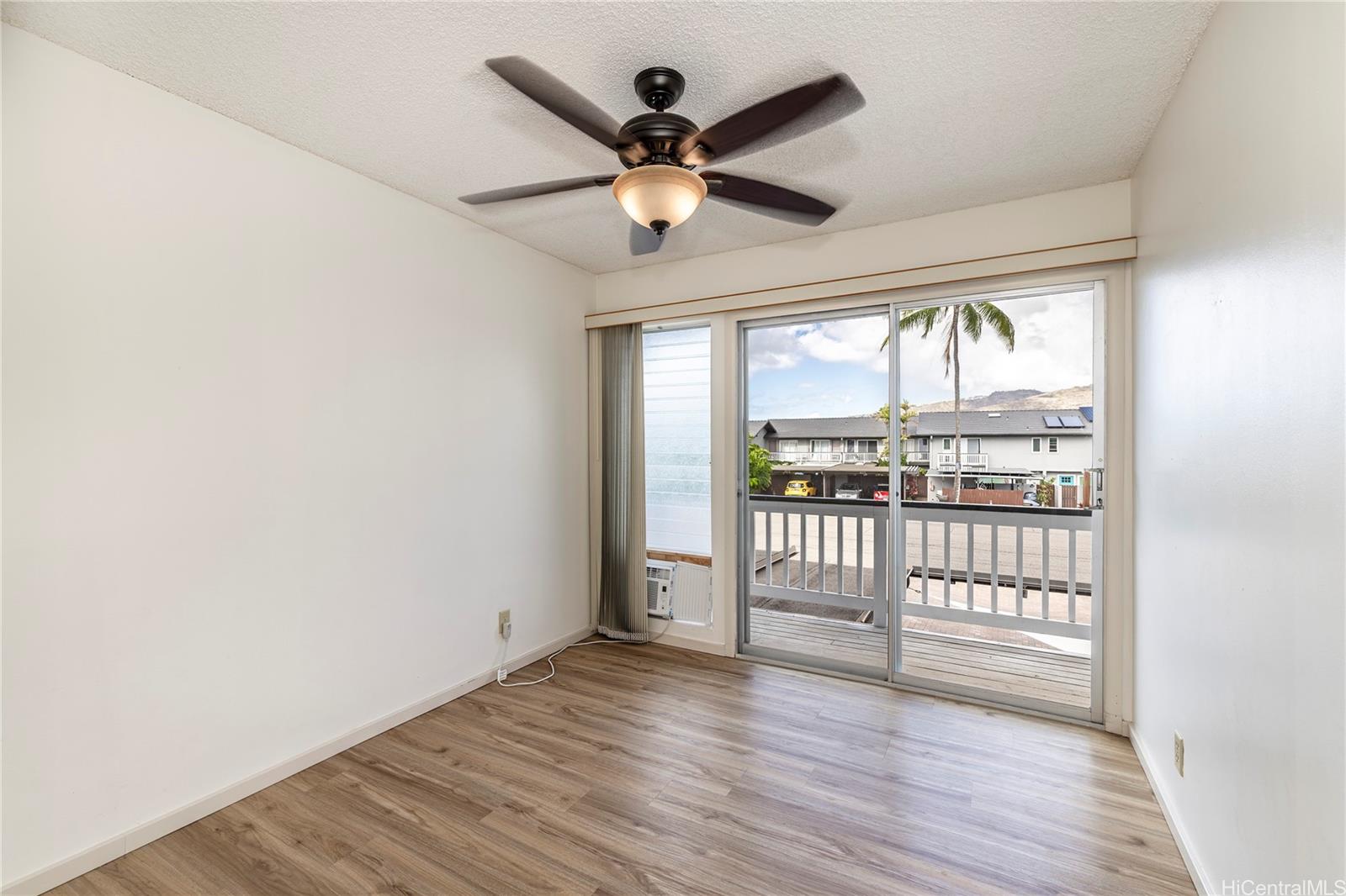 404 Koko Isle Circle Honolulu - Rental - photo 10 of 18