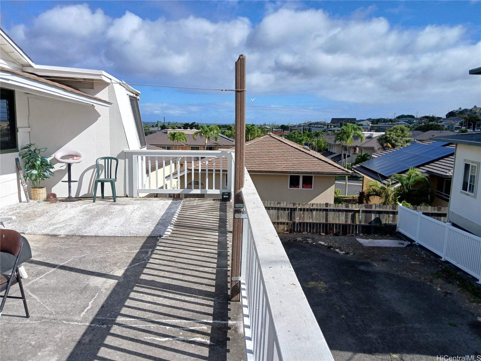 4052 A & B Keanu Street Honolulu - Multi-family - photo 7 of 8