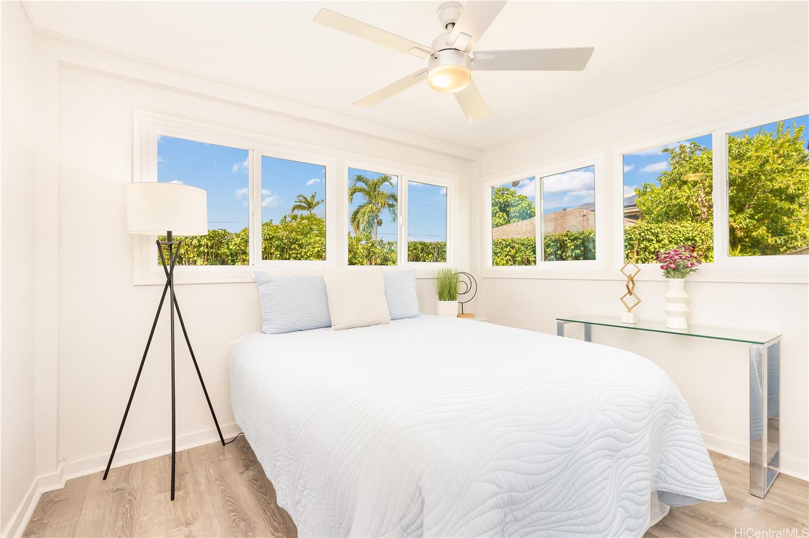 407  Keaniani Street Coconut Grove, Kailua home - photo 8 of 14