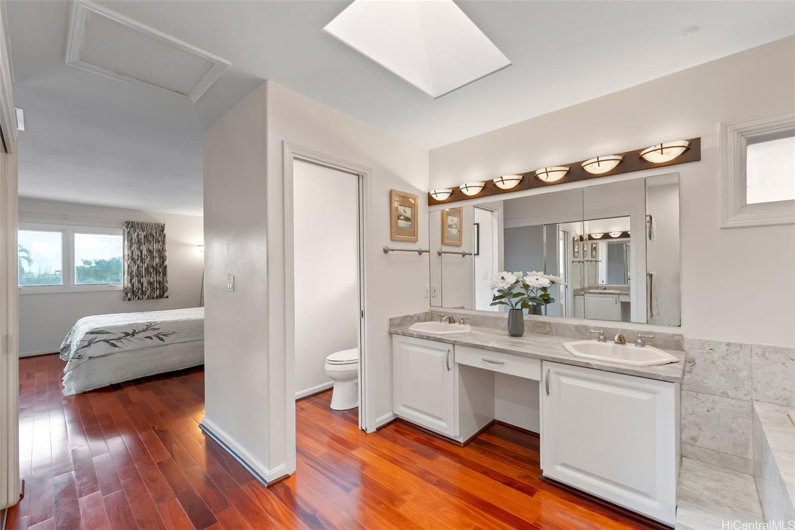 4084  Keanu Street Wilhelmina, Diamond Head home - photo 15 of 25