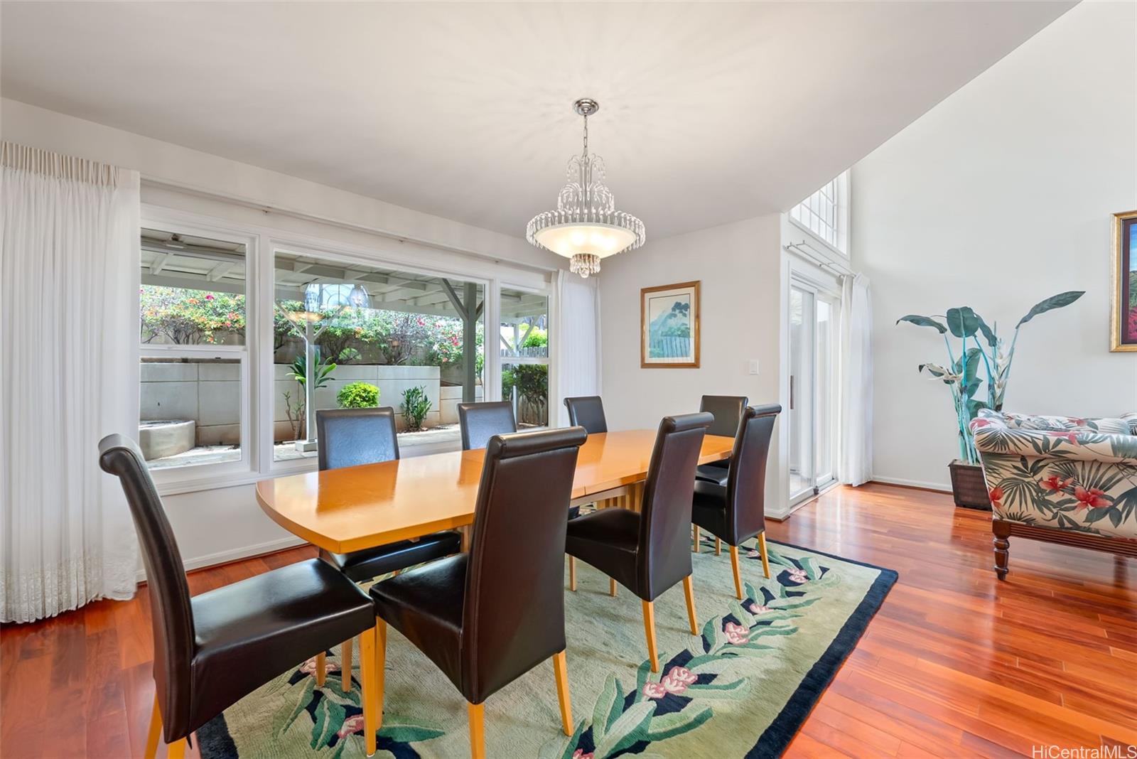 4084  Keanu Street Wilhelmina, Diamond Head home - photo 6 of 25