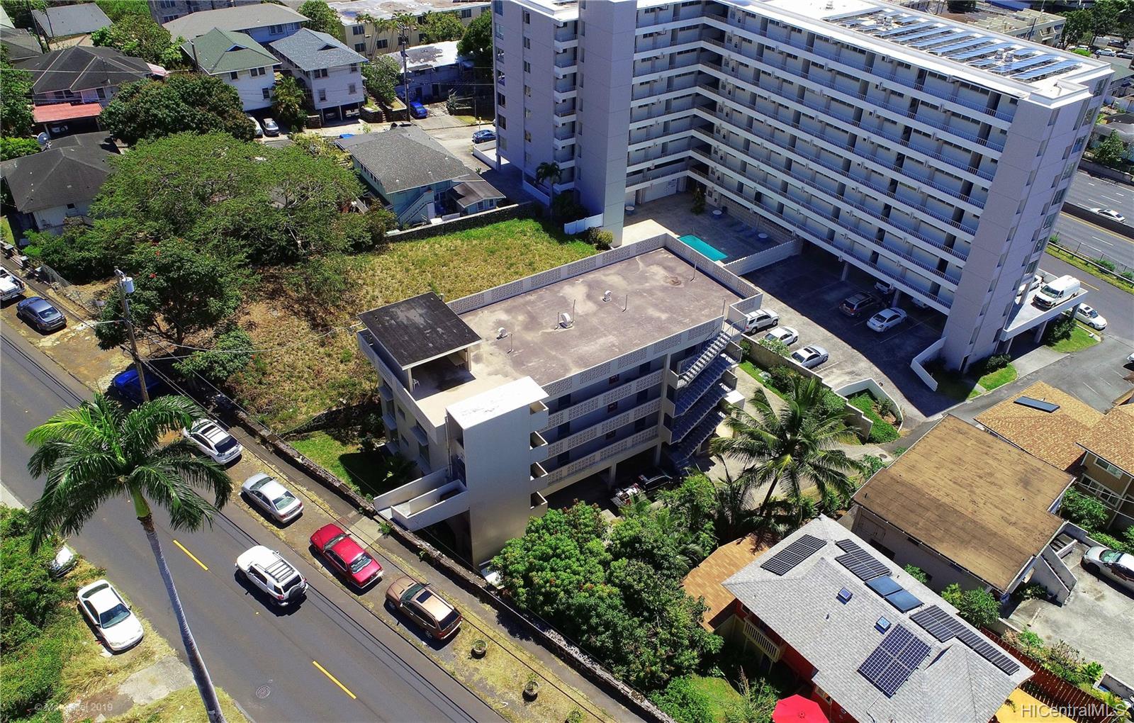 Kaneda Courts condo # 403, Honolulu, Hawaii - photo 2 of 25